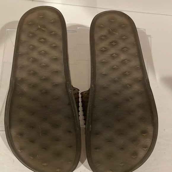 Puma Fenty Jelly Slides - Picture 5 of 5